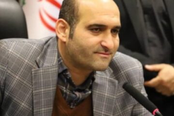 مدیرکل فرهنگ و ارشاد پاسخگوی دغدغه‌ها و مشکلات اصحاب فرهنگ و هنر باشد!