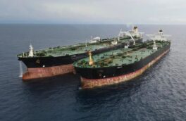 حراج نفتکش ایرانی توقیف شده در اندونزی